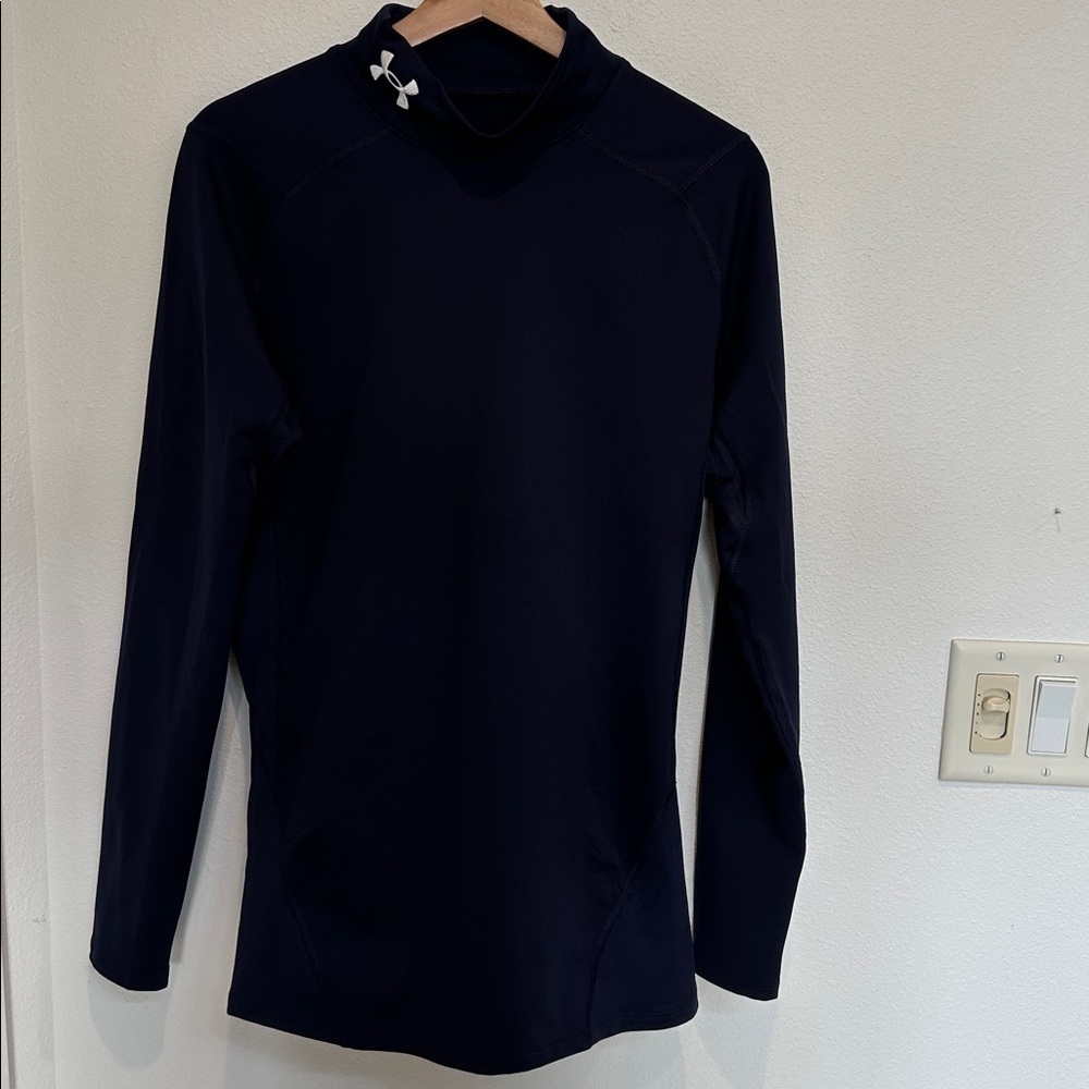 Under Amour navy blue Long Sleeve Pullover size xl
